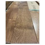 Mix Length Hardwood Flooring x 940SF