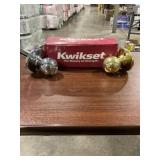 Kwikset Polished Chrome and Brass Doorknob x3