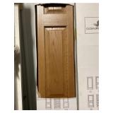 24" Red Oak Bi-Fold Doors