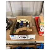 Mixed lot of various trowels