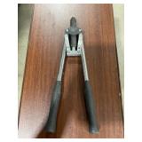 Handheld Rivet Tool