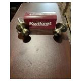 Kwikset® Tylo Entry Doorknob Set-Antique Brass x 6