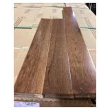 Mix Length Hardwood Flooring x 704SF
