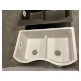 33" Double Bowl Composite Sink in Putty