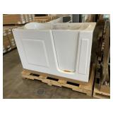 60" RH Walk In Bathtub In White