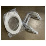 Elongated Toilet Seat Elevator with Handles