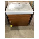 24" x 19" Wall Mount Vanity with Single Sink Top