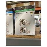 Defiantï¿½ 2pk. Hall & Coset Knobs in Stainless x 3