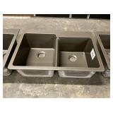 33" Double Bowl Composite Sink in Chestnut