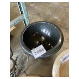 16-1/2" Round Black Granite Vessel Sink