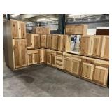 15pc.Silvercreek Hickory Shaker 30' Kitchen