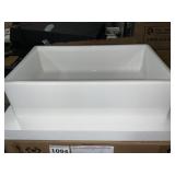 30' x 18' Single Bowl Fireclay Sink in White