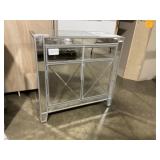 28-1/2' x 13-1/2' Mirrored Dresser/Chest