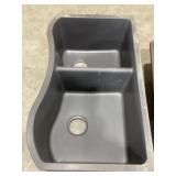 32.5' x 20' Undermount Double Sink in Gray