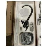 Freestanding Bathtub Faucet/Tub Filler in Black
