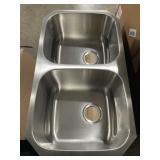 33" x 19" Double Bowl SS Undermount Sink