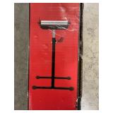 Huskyï¿½ Steel Roller Stand with Edge Guide