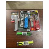 Mixed Lot of Razor Blades and Knives