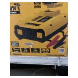 DeWaltï¿½ 1000W Power Inverter