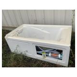 DAMAGED Jetted Parts Bathtub
