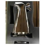 2 handle tub and shower valve