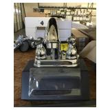 Delta display Lav Faucet