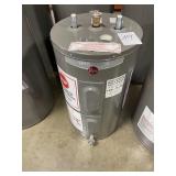 19.9 Gallon Electric hot water tank