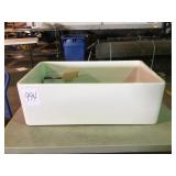 Porcelain sink