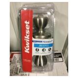 Kwikset Bed & Bath Knobs x6