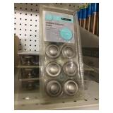 1-3/8" Accent Knobs Heirloom Silver x 6