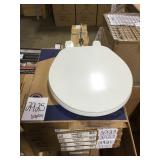 White Round Plastic Toilet Seat