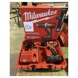 Milwaukee 1/2in Compact Drill/Driver Kit