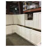 16 pc Nantucket linen kitchen.