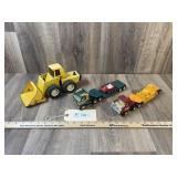 Buddy L Wheel Loader; Qty 2 Buddy L Low Boy Truck/