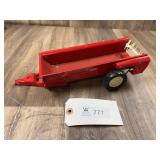 Manure Spreader, Ertl, 1/16 Scale