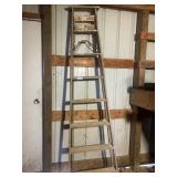 8' Wood Step Ladder