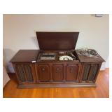 Console Stereo and Turntable