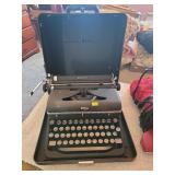 Royal Quiet De Luxe Portable Typewriter With Case