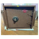 Hercules Wall Vault Safe With Combination Dial