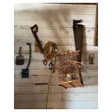 Wall Contents and Floor Items