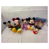 Mickey Mouse Collectibles (6pcs)
