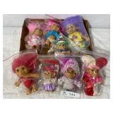 8 Troll Dolls