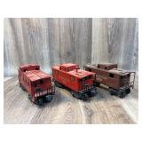 Lionel 6257 caboose, 2 477618 Lionel caboose cars