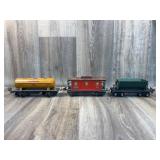 Lionel Shell 1680 tanker, Lionel 658 Caboose, ston