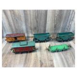 Qty 5 Lionel cars (stone cars, caboose, livestock