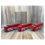 Qty 3 KMT engines, 2 are dummies