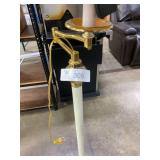 Floor Lamp w Remote