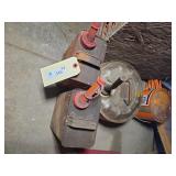 3 Gas cans