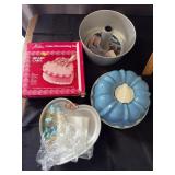 Vintage Wilton Heart Cake Decorating Set and Alumi