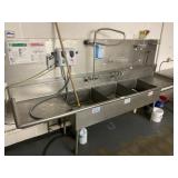 Stainless Steel Sink w/Drain Boards, 2 Faucets 10